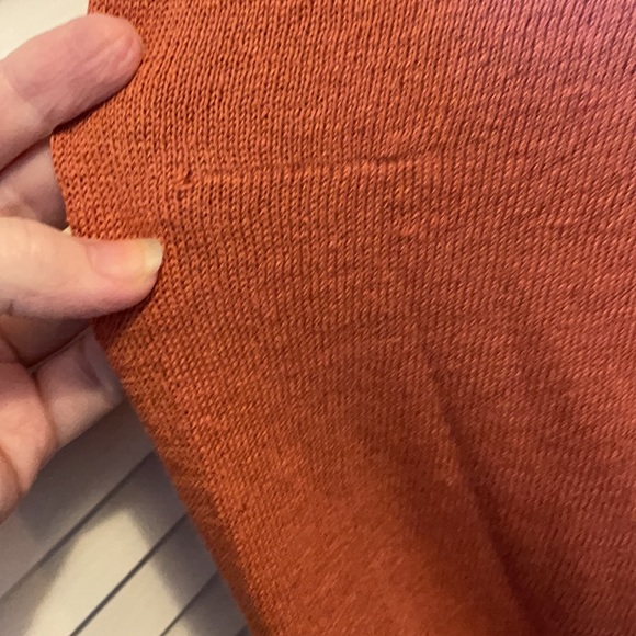 Ladies embroidered top - Picture 5 of 10